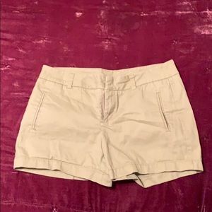 STYLUS size 4 khaki shorts